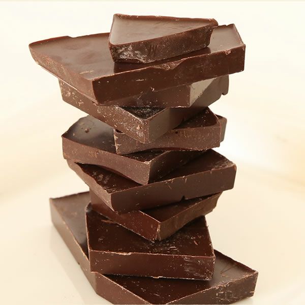 黄金のオペラ　母の日 プレゼント ギフト チョコレートケーキ ケーキ オペラ お取り寄せ 冷凍 冷凍ケーキ チョコケーキ 4人 5人 6人 おしゃれ 可愛い 花以外 送料無料 スイーツ お菓子 洋菓子 食べ物 ギフトセット おいもや