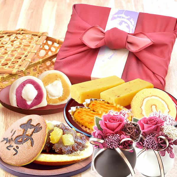 竹かご風呂敷スイーツセット (和風プリザ付) 【母の日 プレゼント 花 ギフト どら焼き 大福 スイートポテト 羊羹 ロールケーキ 詰め合わせ プリザーブドフラワー プリザ アレンジメント ブーケ 人気 おしゃれ 花以外 送料無料 スイーツ お菓子 和菓子 洋菓子 ギフトセット おいもや】