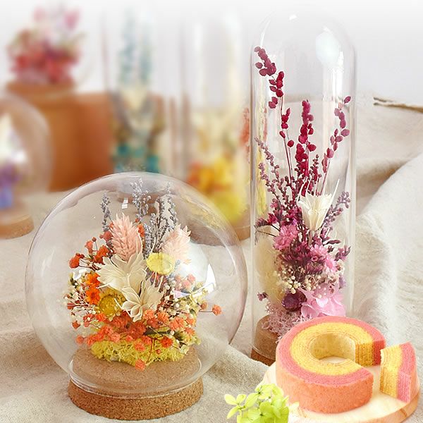 ナチュレガーデン(ボトル型)＆バウムクーヘン 母の日 プレゼント 花 ギフト ドライフラワー ガラスドーム アンティーク ナチュラル インテリア 雑貨 置物 玄関 寝室 バウムクーヘン 選べるセット 送料無料 スイーツ お菓子 洋菓子 ギフトセット おいもや